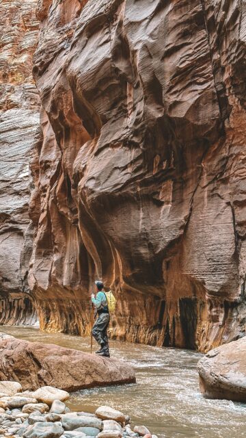 We sold it all to see it all ✨ 

Got to check off some dream list spots this past month! 

📍 Angel’s Landing
📍 Kanarra Falls
📍 Monument Valley
📍 The Narrows
📍 Coral Pink Sand Dunes 

🪩 Save for your next Utah trip!
.
.
.
📸: @uniquelydiscovered - follow us for more unique discoveries & dream-list destinations
.
.
.
#visitutah #travelcouple #fulltimetravelers #waterfall #utahbucketlist #slotcanyon #uniquelydiscovered